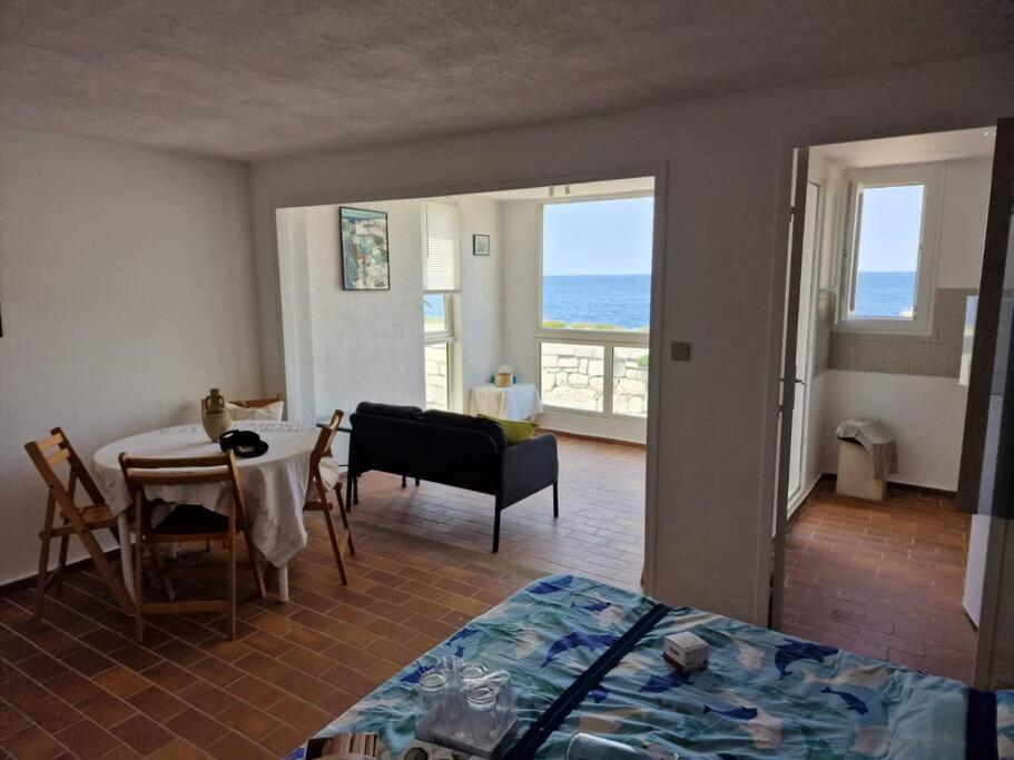Une Parenthese Au Frioul Marseille Bagian luar foto